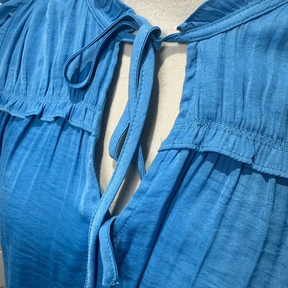 Maison Amélie Blue Ruffled Tee - Size Small - Keyhole Front Detail - Picture 2 of 5